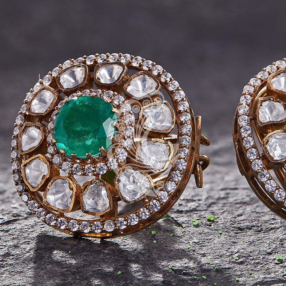 GREEN STONE STUDS