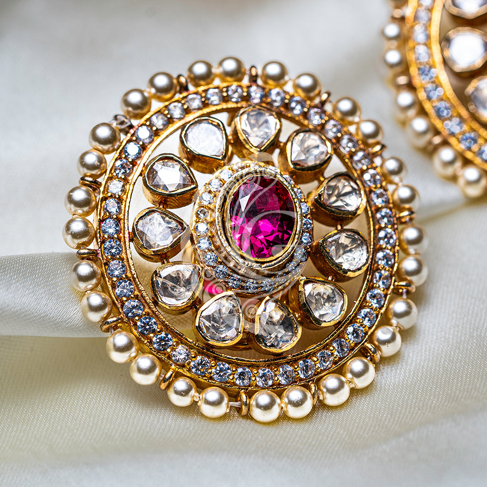 PEARL STUDS