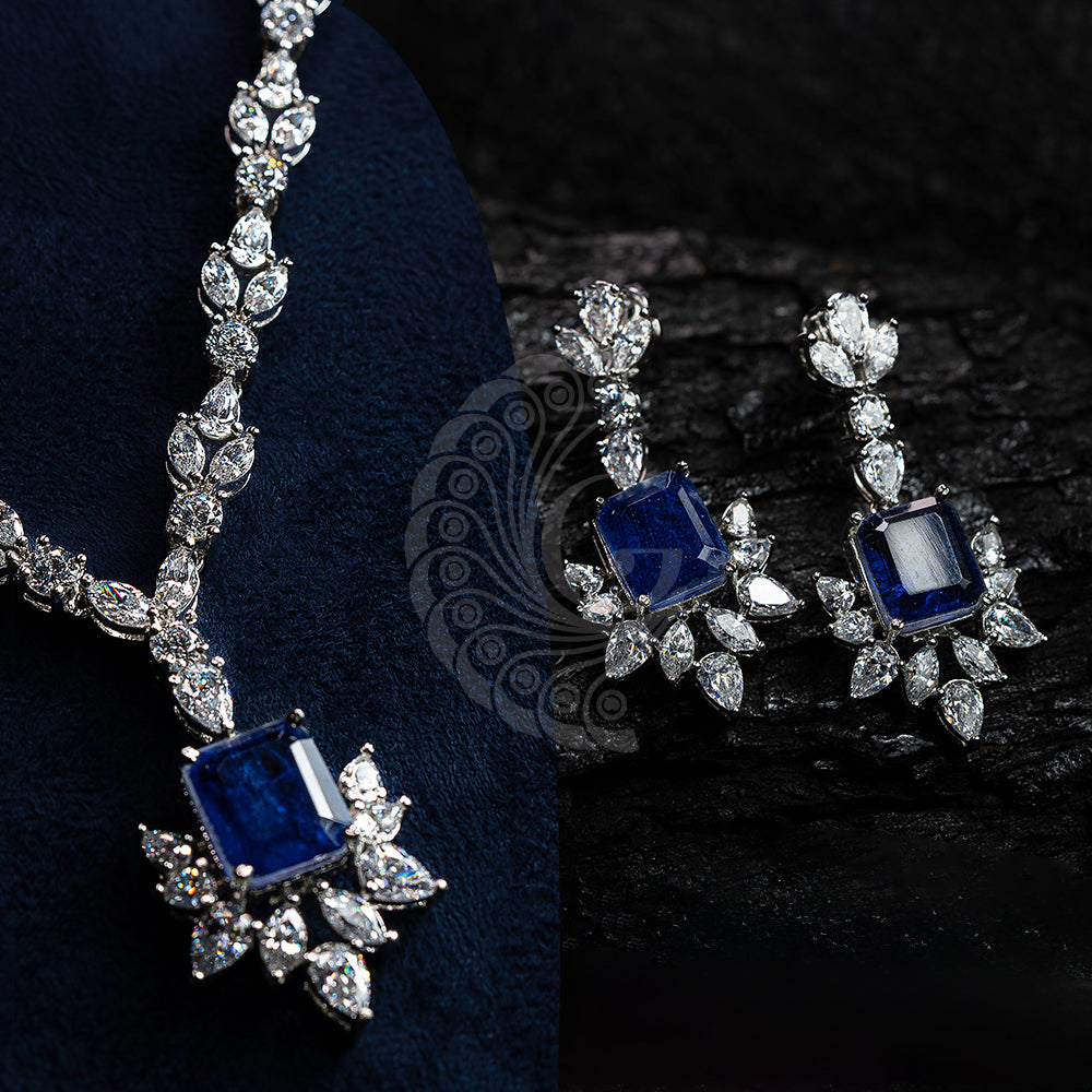 ZIRCONIA BLUE STONE NECKLACE