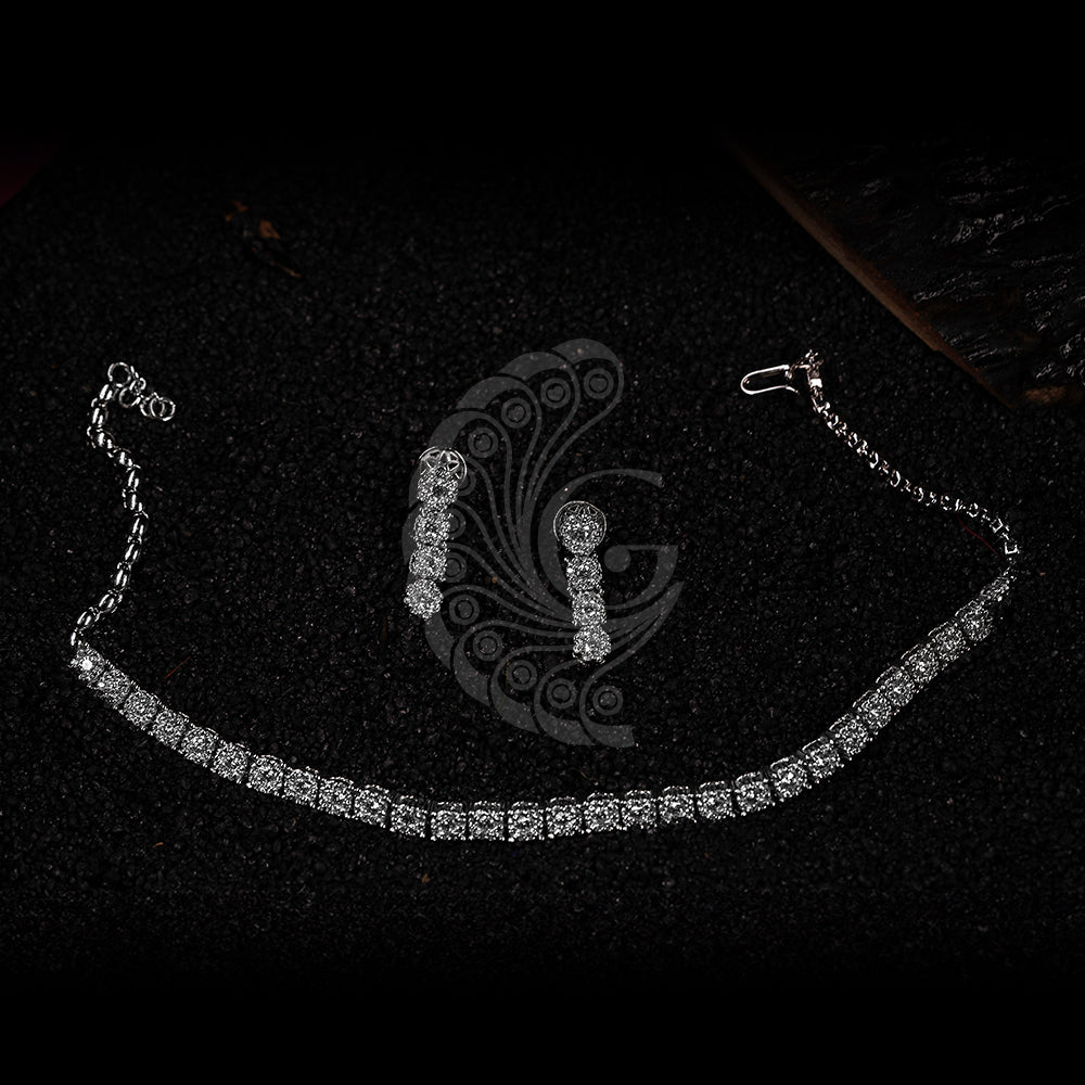 ZIRCONIA STONE NECKLACE