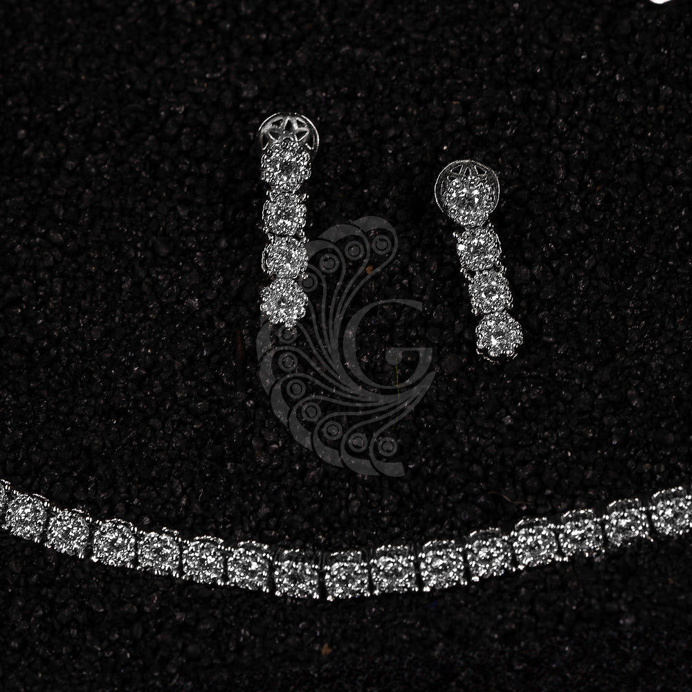 ZIRCONIA STONE NECKLACE