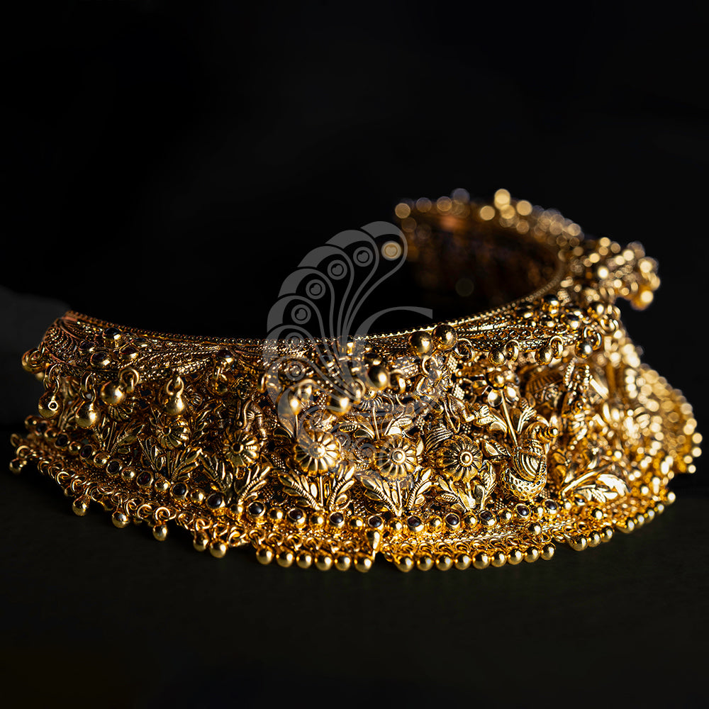 COW KRISHNA CHOKER