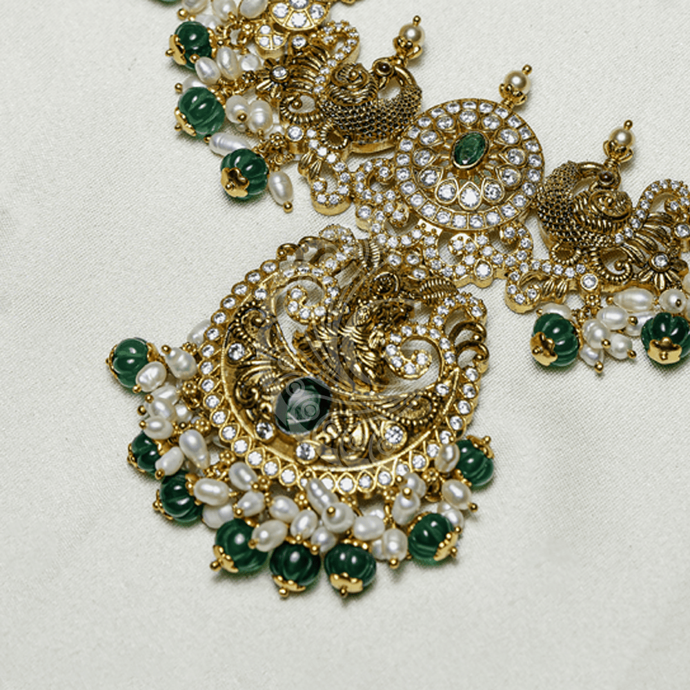 GREEN BEADS LAKSHMI NECKLACE