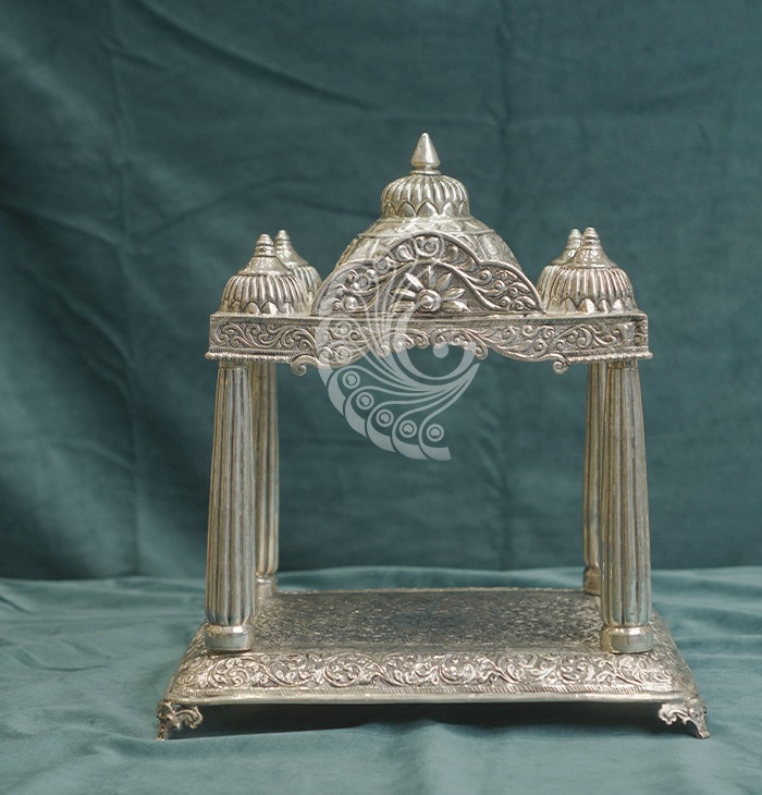 Temple Arch Silver Display Mantap