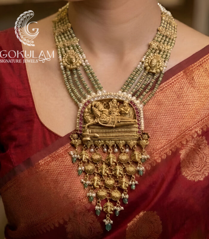 Royal Beaded Temple Pendant Haram