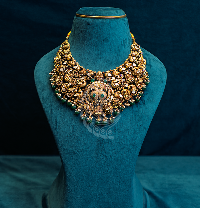 Grand Temple Peacock Choker