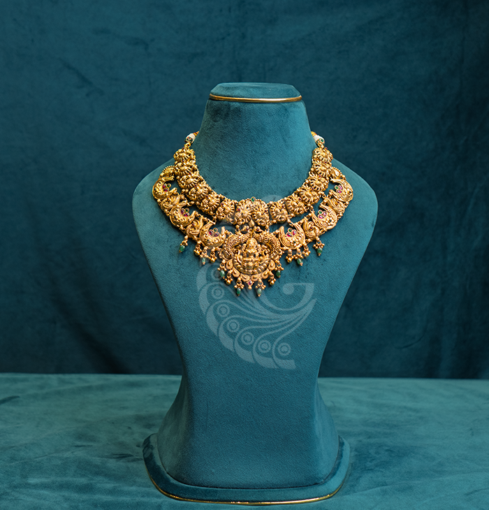 Majestic Lakshmi Relief Temple Necklace
