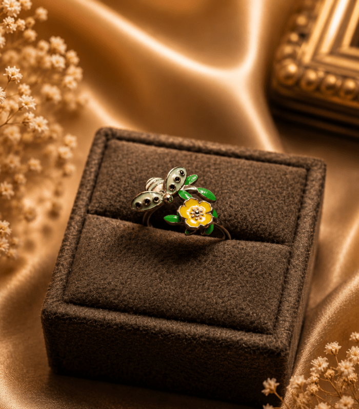 Dragonfly & Daisy Enamel Garden Ring
