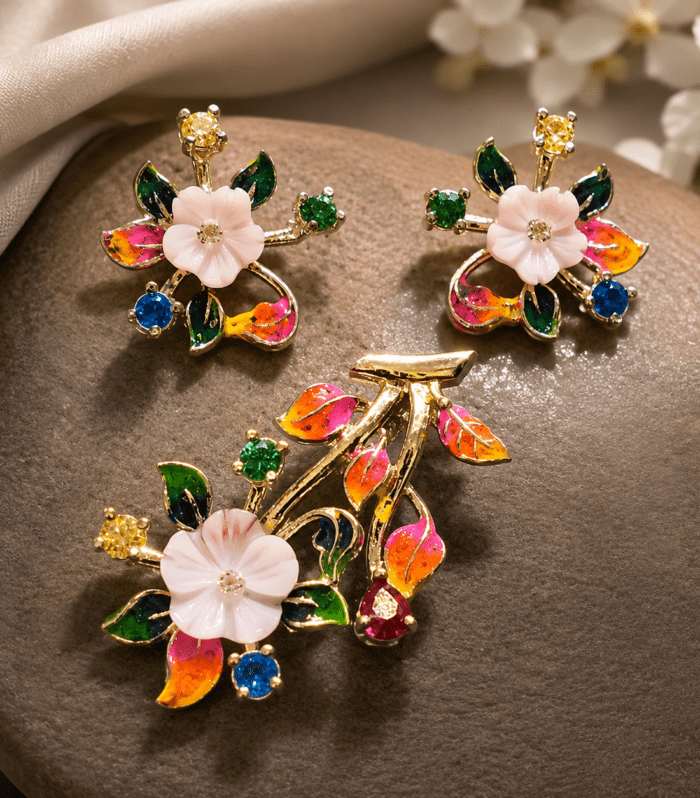 Multicolor Floral Saree Pin & Earring Set