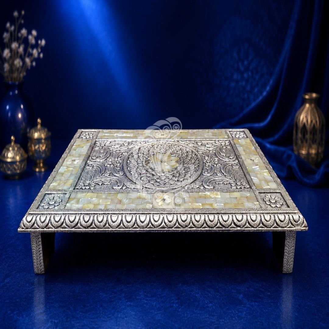 999 Silver Sheeting Royal Pedestal with Mother-of-Pearl Inlay