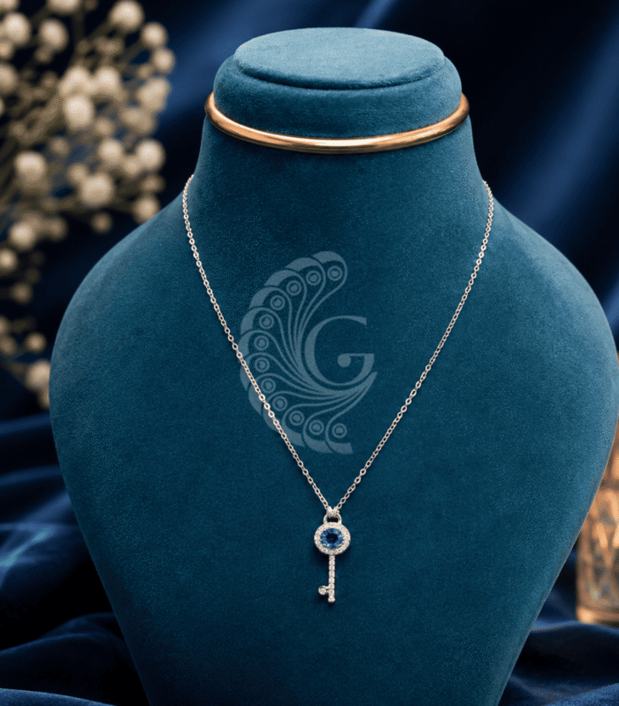 92.5 Silver Italian Key Pendant Chain